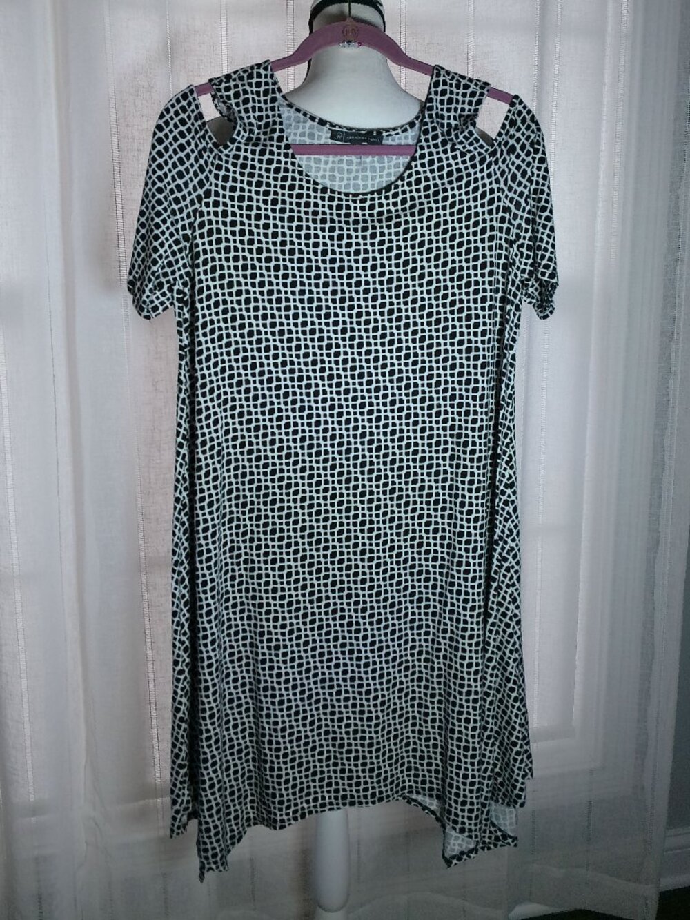 ADRIANNA PAPELL Mini Dress Viscose Cold Shoulder Black/White Design NWOT L